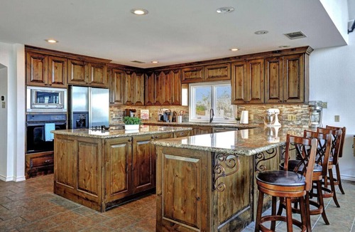 Spicewood House | Lake Travis Family Home With Hot Tub & Dock