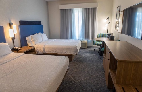 Lakeway Hotel | Lake Travis Getaway – Double Queen w/Pool & Gym