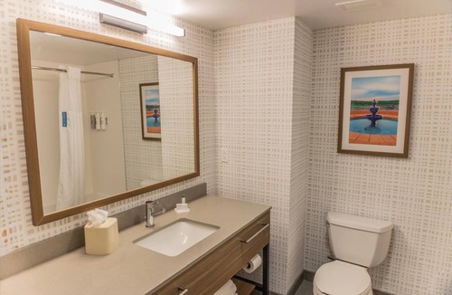 Lakeway Hotel | Lake Travis Getaway – Double Queen w/Pool & Gym