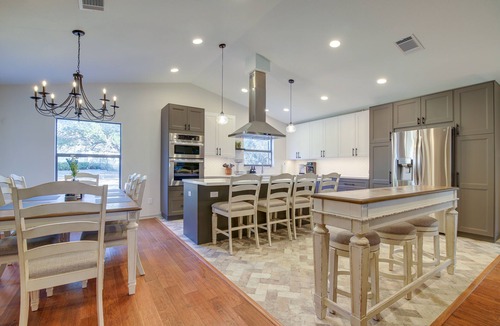 Highland Lake Estates House | Lake Travis Home w/Dock & Game Room! Group Escape