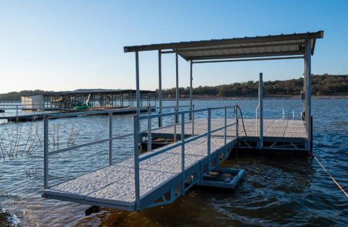 Highland Lake Estates House | Lake Travis Home w/Dock & Game Room! Group Escape