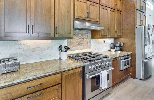 Leander House | Lake Travis House w/Private Dock, Pool & Hot Tub!