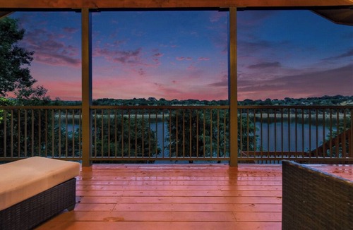 Spicewood House | Lake Travis Lakehouse