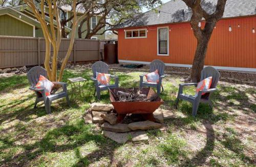 Apache Shores House | Lake Travis Retreat with Spacious Outdoor Areas