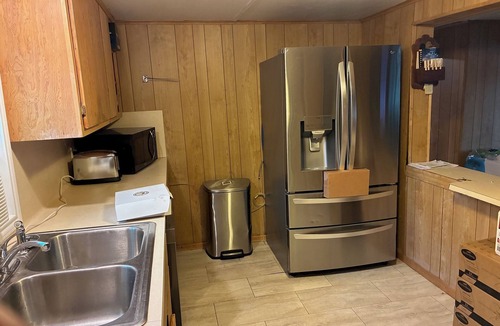 Spicewood House | Lake Travis waterfront escape that sleeps 16