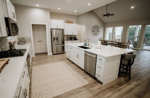 Buffalo Gap House | Lake Travis Waterfront - Private Dock - Designer 5 Bedroom 5.5 Bath