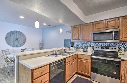 Village of Four Seasons Condo | Lake-View Patio, Pool Access! Regatta Bay Condo