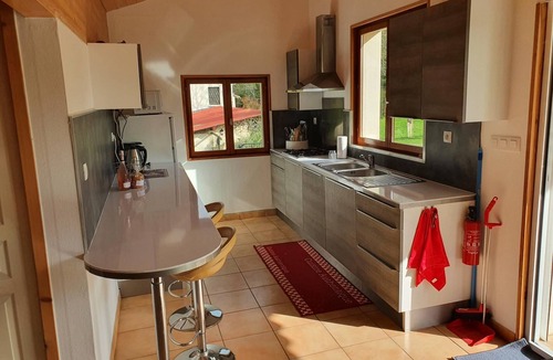 Saulgond House | Lake View 4 Person Gite