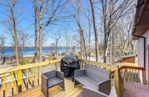 Whitehall House | Lake View and Deck Group Getaway in Whitehall!