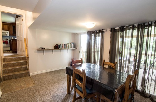 Ruthven Apartment | Lake-View Apartment Near Point Pelee National Park