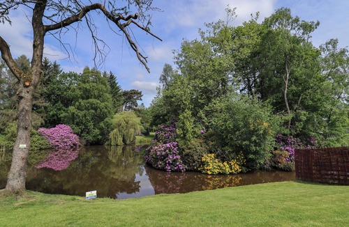 Macclesfield Cottage | Lake View Barn