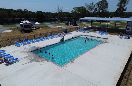 Westgate Cabin | Lake View Cabin, 2 Bedrooms, 13 miles from Jacksonville!