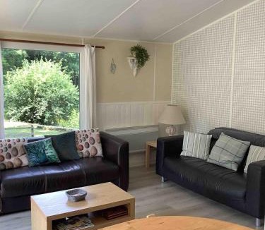 Faux-la-Montagne House | Lake View Cabin