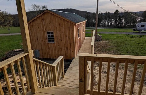 Black Creek House | Lake View Cabins