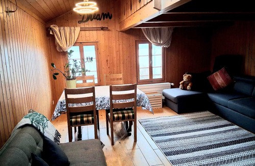 Darligen Ski Chalet | Lake view Chalet , Därligen