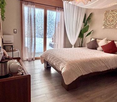 Le Solliat Bed & Breakfast | Lake View