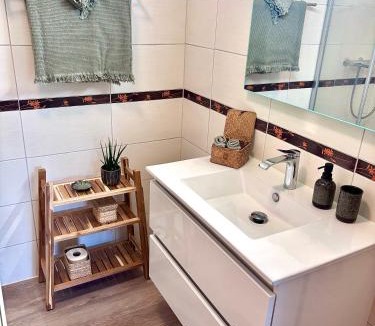 Le Solliat Bed & Breakfast | Lake View