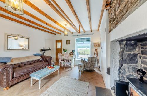 Hexham House | Lake View Cottage