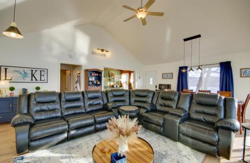 Gravois Mills House | Lake View Cottage: Lake Ozarks Getaway
