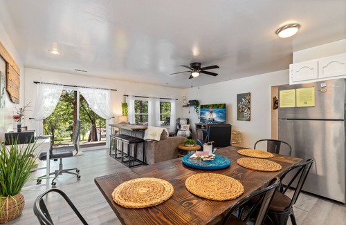 Dennis Cottage | Lake View Cottage with Kayaks 6th Night Free