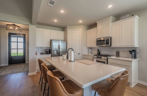 Eureka House | Lake View Dreams- Sunsets, Fishing, Lake Access and More!