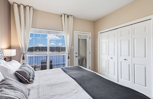 Highland Lake Estates Condo | Lake View - Gorgeous Lake Travis Island Condo!