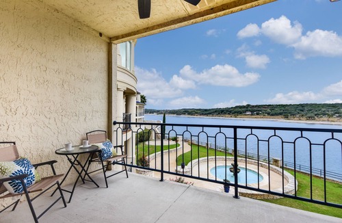 Highland Lake Estates Condo | Lake View - Gorgeous Lake Travis Island Condo!