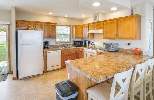 Harbor Beach House | Lake View Home w/Deck, Yard & Fire Pit!