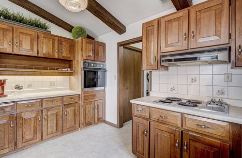 Guelph/Eramosa House | Lake View House on 5 acres with trail access
