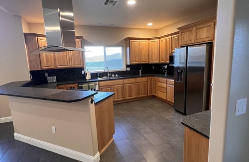 Cottage Grove House | Lake View House