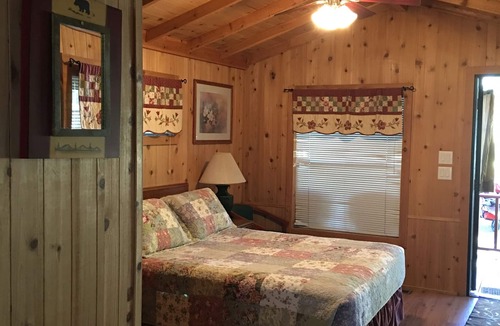 Lee Vining Hotel | Lake View Lodge