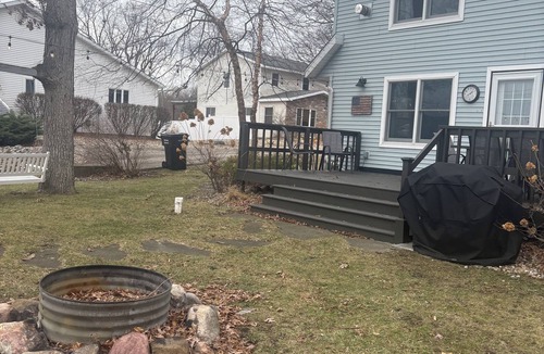 Syracuse House | Lake View Lodge