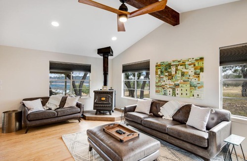 Spicewood House | Lake View Memories