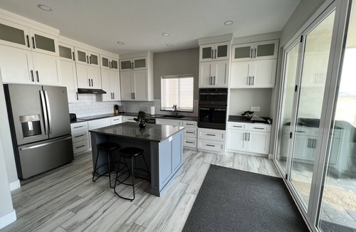 Greenehaven House | Lake View Modern House with Beautiful Sunsets!