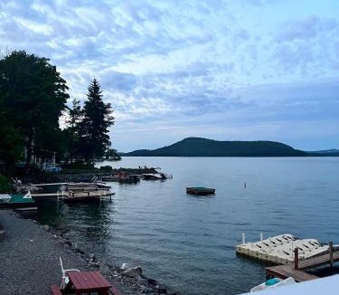 Cooperstown Hotel | Lake View Motel