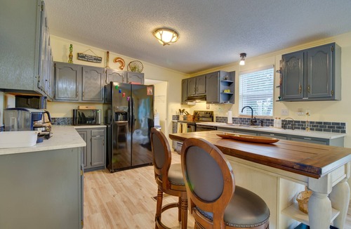 Mountain Home House | Lake-View Mountain Home Retreat w/Fire Pit!