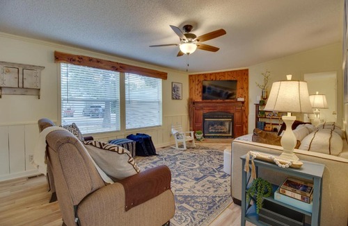 Mountain Home House | Lake-View Mountain Home Retreat w/Fire Pit!