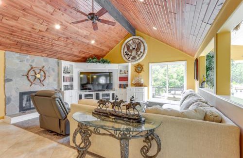 Osage Beach House | Lake-View Osage Beach Resort Home w/Game Room!