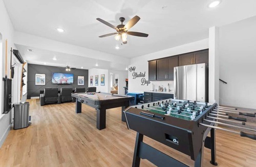 Indian Point Cabin | Lake View, Pools, Theater Room, Game Room, Hot Tub