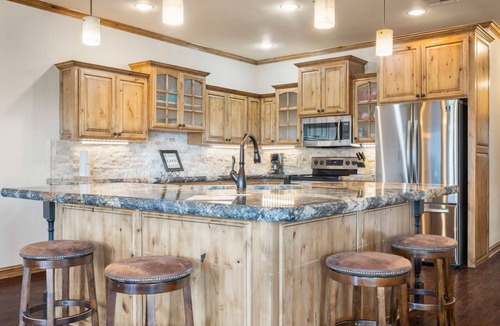 Sperry Cottage | Lake View Retreat at CrossTimbers Marina