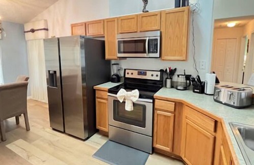 Crescent Lakes House | Lake View Retreat, South-Facing Pool, Spa & Game Room – Quiet Community