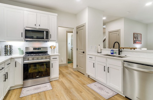 Lone Star Cottage | Lake-view Retreat w/Games & Yard in Daingerfield