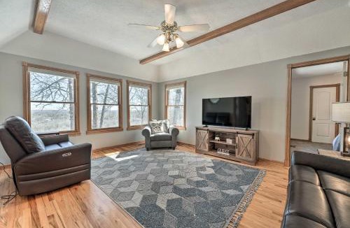 Mountain Home House | Lake-View Retreat w/Fire Pit in Mountain Home!