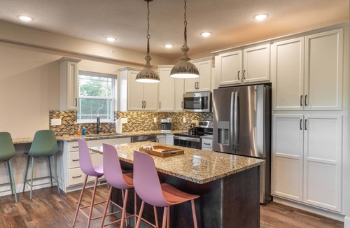 Hollister House | Lake View with Hot Tub & Game Area! Indoor & Outdoor Pool! All Bathrooms Ensuite