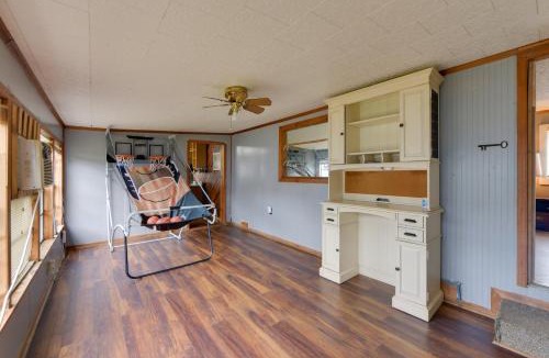 Fort Gaines House | Lake Views and Dock Access Georgetown Group Getaway