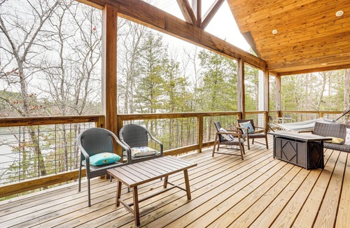 Drasco Cabin | Lake Views & Golf Access at Secluded Drasco Lodge