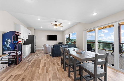 Indian Point House | Lake Views Hot Tub Arcade Luxury Family Escape