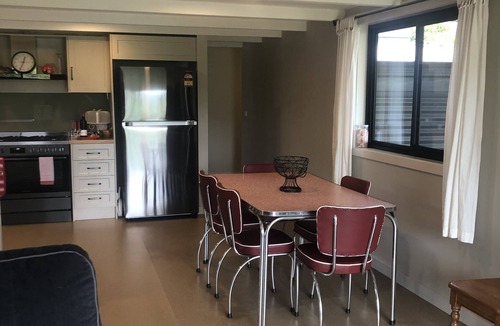 Goughs Bay House | Lake views & Mt. Buller snow fields