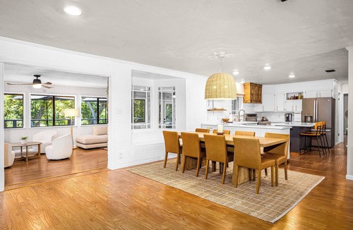 Seguin House | Lake Views | Pool | Fire Pit | BBQ | Spacious Deck