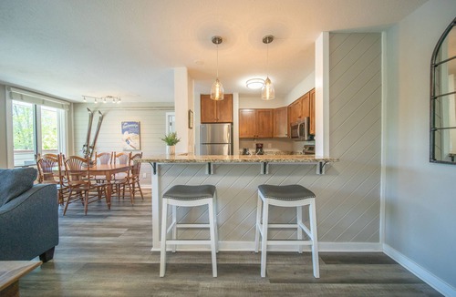Lakeside Village Condo | Lake Views, Upscale Condo with Pool/Hot Tub